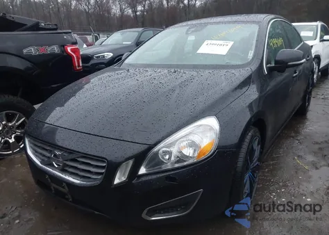 2012 Volvo S60 T6 из США, поврежденный, VIN YV1902FH3C2090201